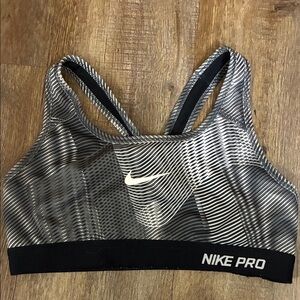 Nike Pro Women's Striped Black and White Sports Bra